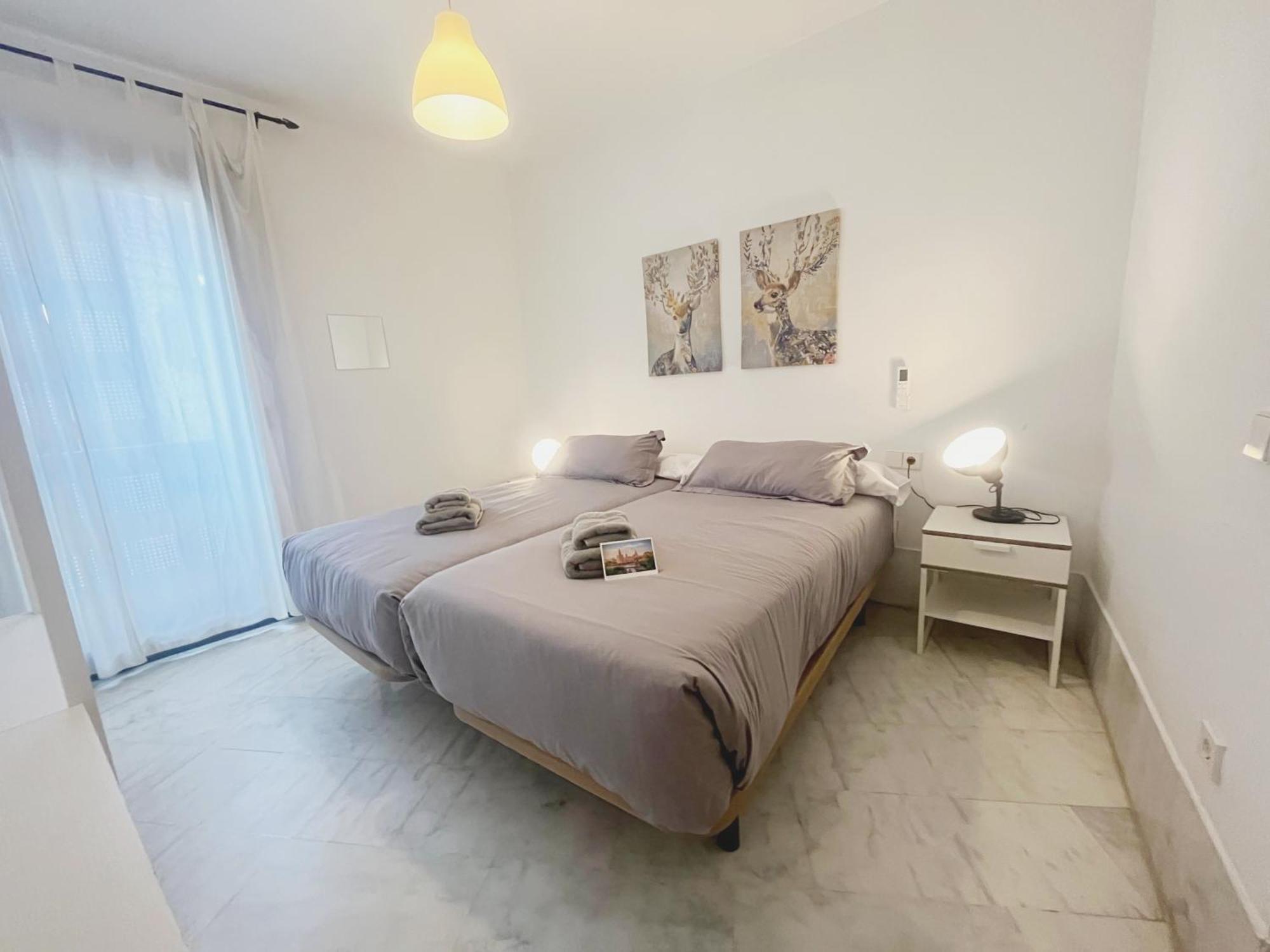 Center Sevilla Confort 6 Ngoại thất bức ảnh