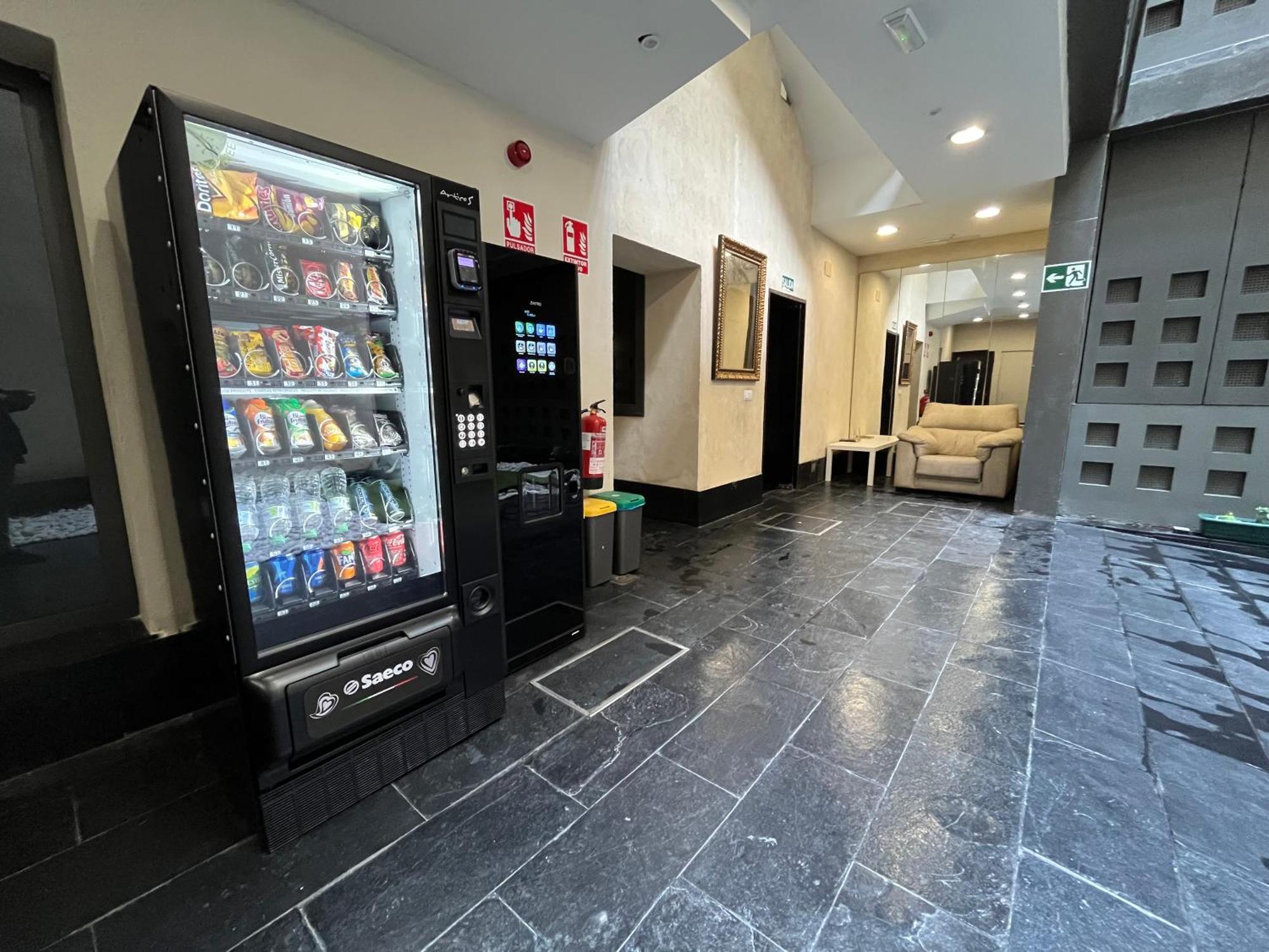 Center Sevilla Confort 6 Ngoại thất bức ảnh